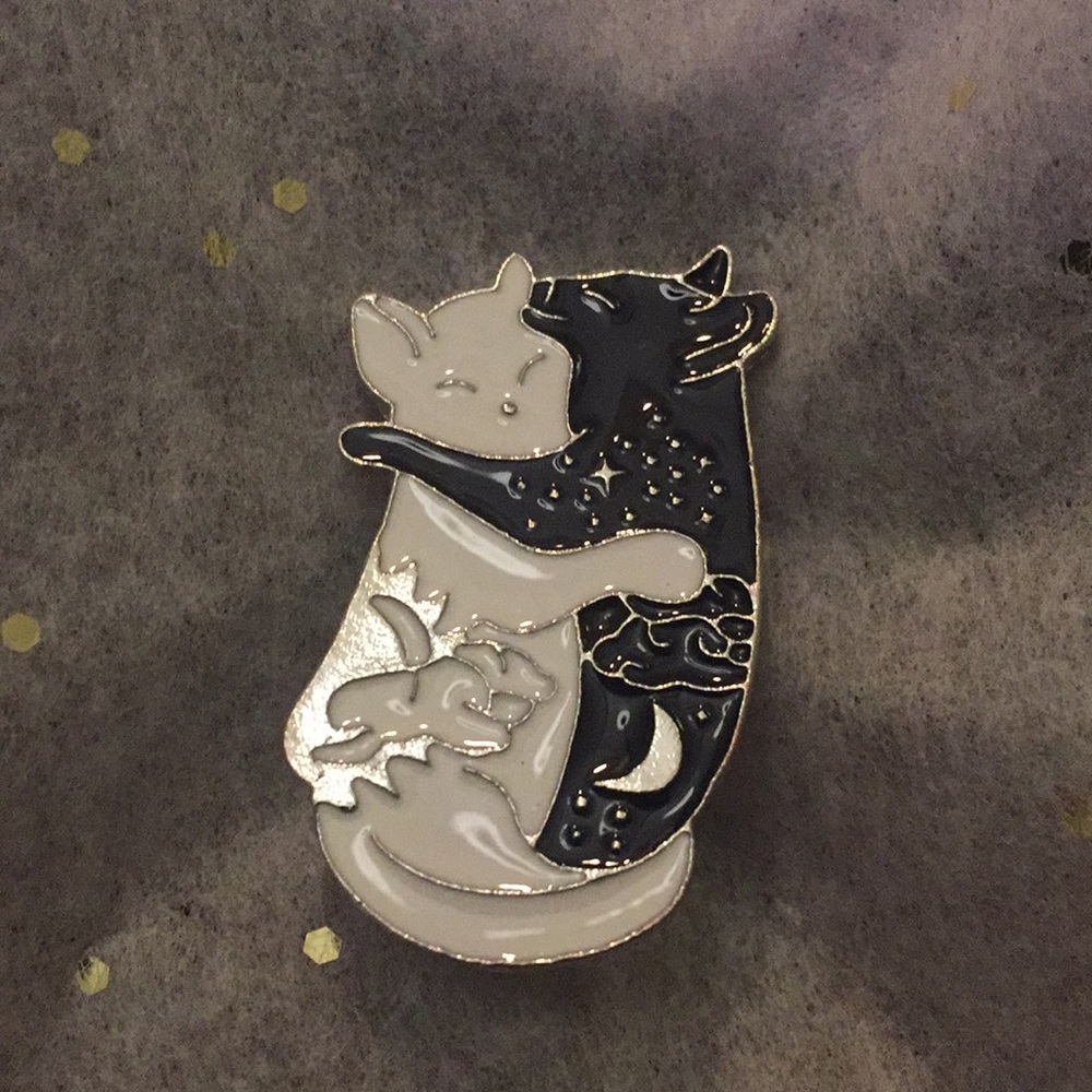 *Celestial Cats Pin* - Day & Night - Ying Yang